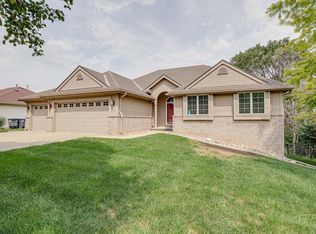 1805 Tipton Dr, Council Bluffs, IA 51503