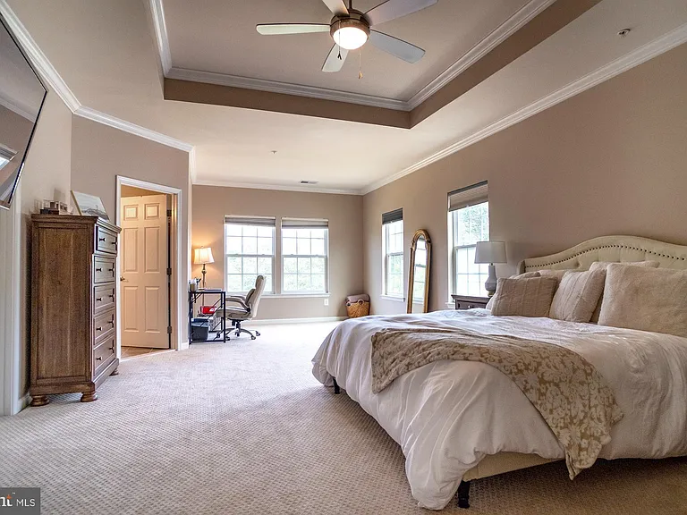 3827 Cullingworth Rd — Photo 10
