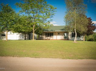 6931 Jackson Rd, Saranac, MI 48881