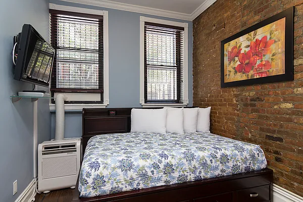 Rented by I Stay NY LLC | media 1