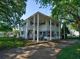 35 River Trail Dr, Bay City, MI 48706