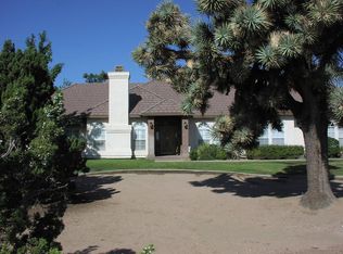 7930 Lassen Rd, Oak Hills, CA 92344