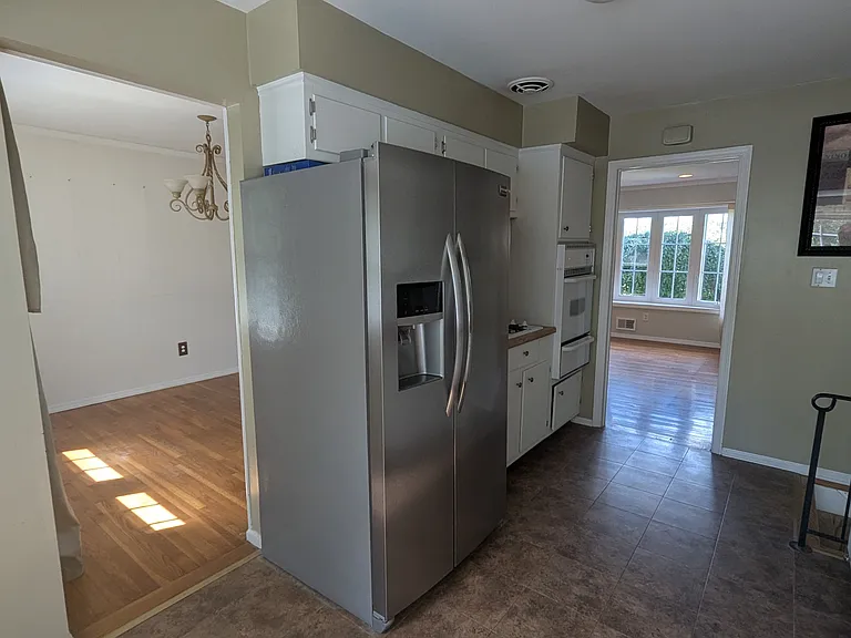 802 Riverbend Dr — Photo 12