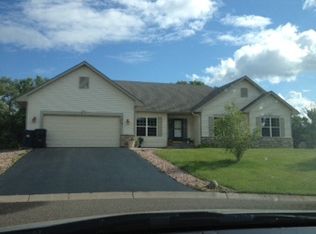 1312 Burke Cir E, Maplewood, MN 55109