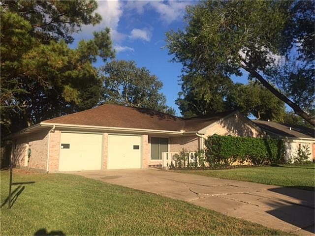 1st image of 2130 Savanna Ct N