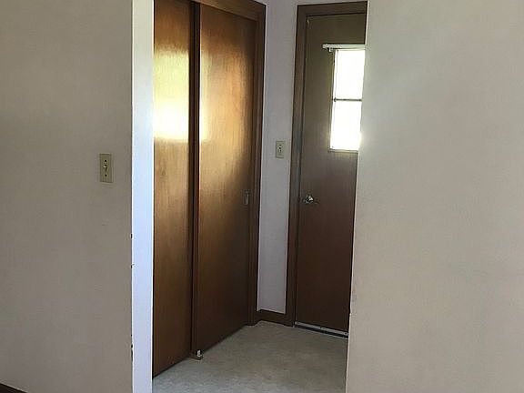 Front Entry & Coat Closet