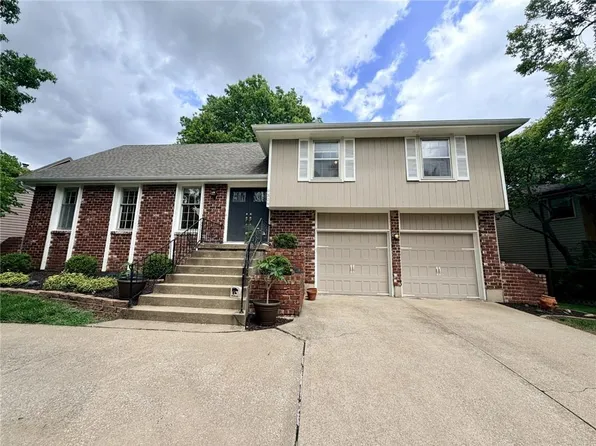 9309 Horton St, Overland Park, KS 66207