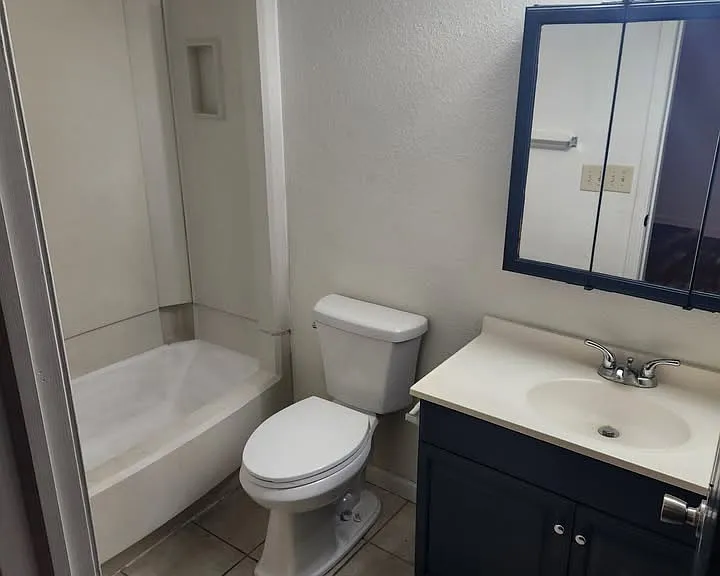 2228 S Oliver Ave #107 — Photo 3