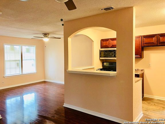 4th image of 3111 Goosecreek St