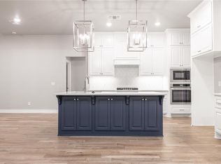 9241 NW 86th St, Yukon, OK 73099