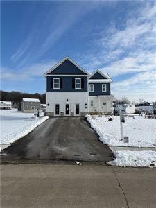 100 Buttercup Ln N, Beaver Falls, PA, 15010