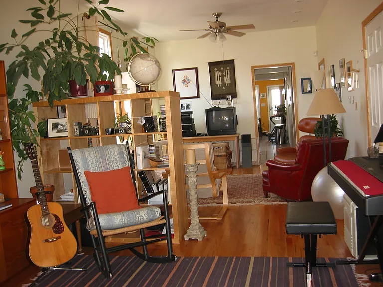 3106 N Troy St #1.1 — Photo 5