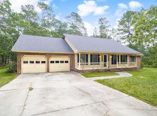 3 Sugarpine Ln, Wedgefield, SC 29168