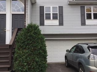 1395 Brookwood Village Dr, Erie, PA 16509