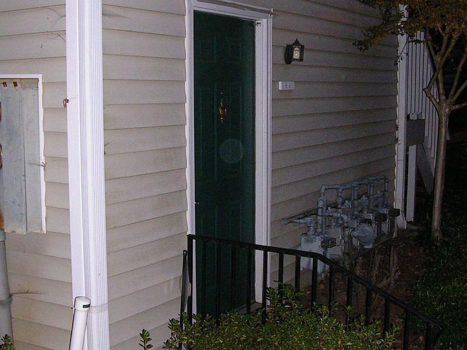 1st image of 616 Glenleaf Dr