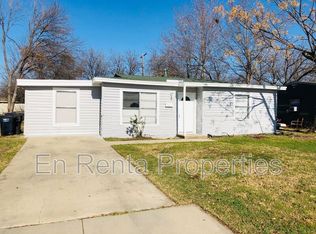 2341 Brothers St, Fort Worth, TX 76106