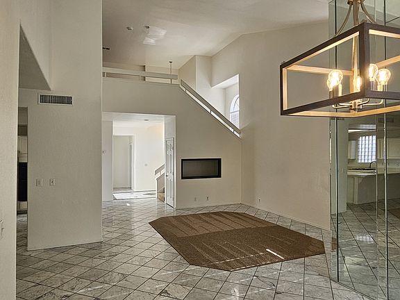 5th image of 3250 Brookfield Dr