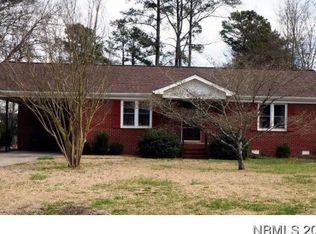 1108 Cherry Ln, New Bern, NC 28562