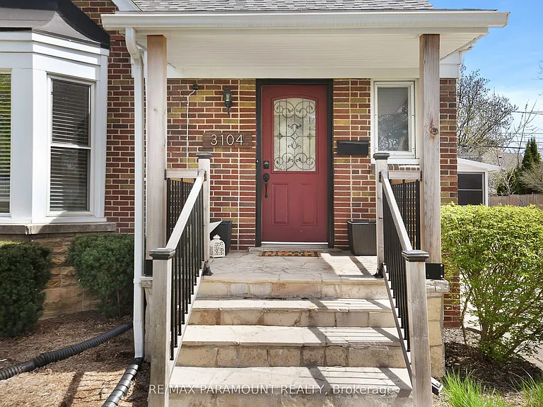 3104 Longfellow Ave — Photo 4