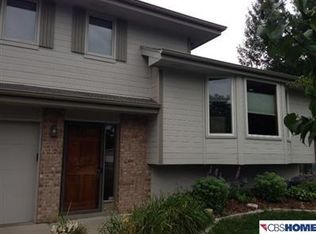 11423 W Cir, Omaha, NE 68137