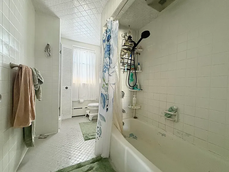 128 Lawrence St #B — Photo 8