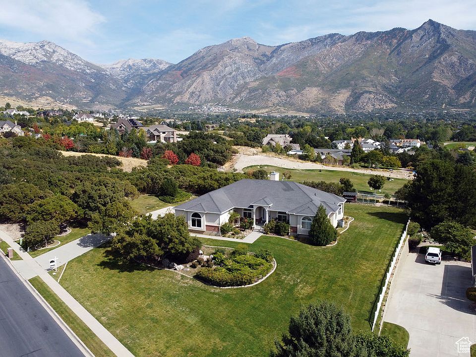 1st image of 42 S Matterhorn Dr
