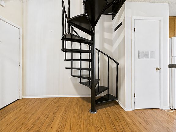 3rd image of 1905 San Gabriel St APT 206