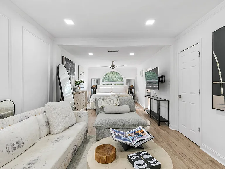 1744 N Druid Hills Rd NE — Photo 16