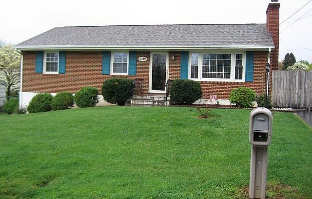 1st image of 2448 Rollingwood Dr