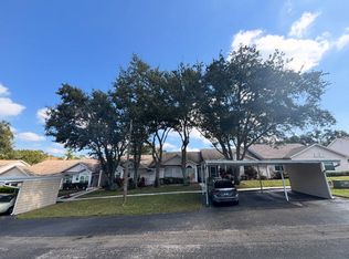 2411 Bentley Dr, Palm Harbor, FL 34684