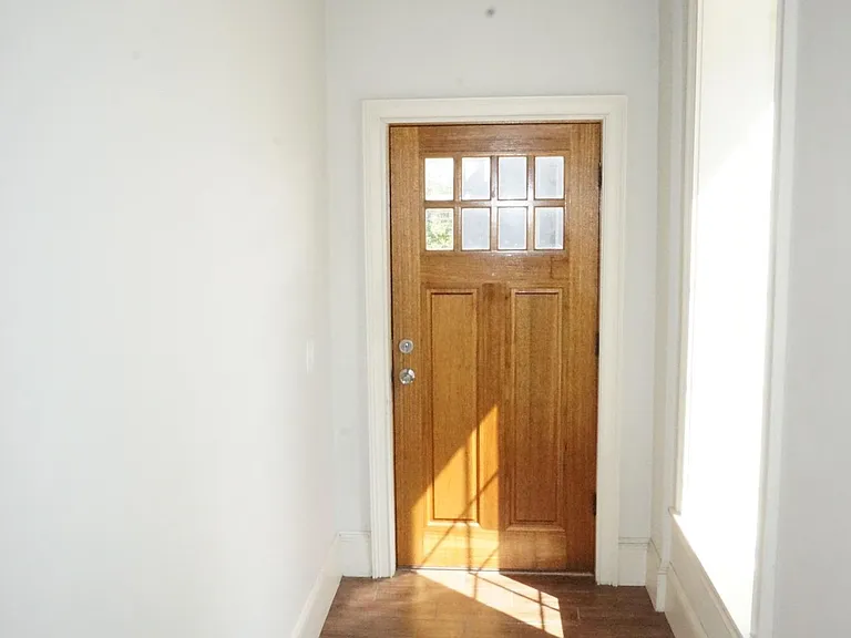 2 Ames St #2 — Photo 16