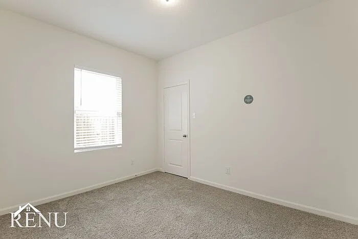 6624 Charleston Dr — Photo 11