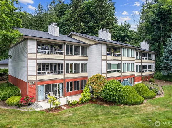 23403 Lakeview Drive #I-201, Mountlake Terrace, WA 98043