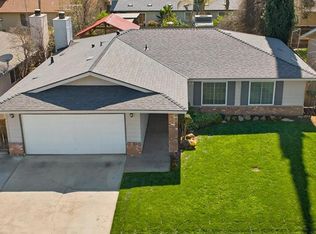 159 W Omaha Ave, Fresno, CA