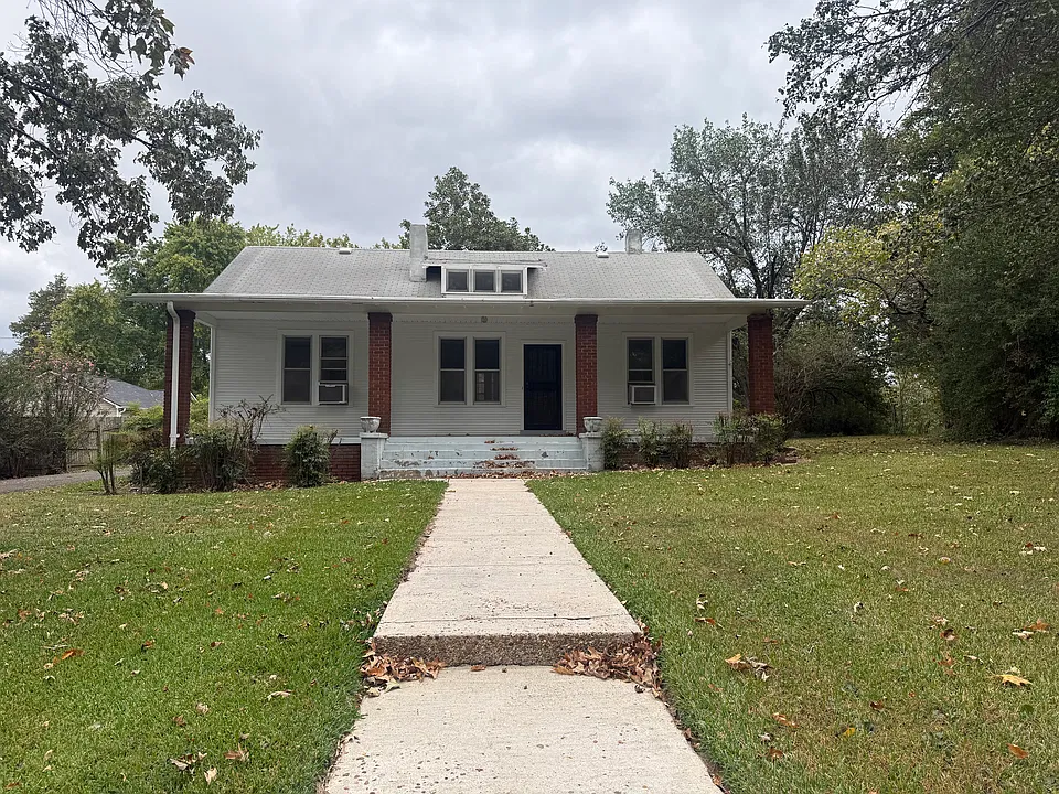 103 Maple St