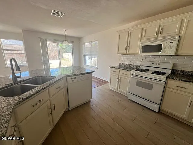 7105 Tierra Roja St — Photo 18