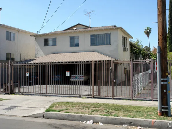 7911 Willis Ave #2, Panorama City, CA 91402