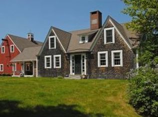 988 Beach Pond Rd, Tuftonboro, NH 03894