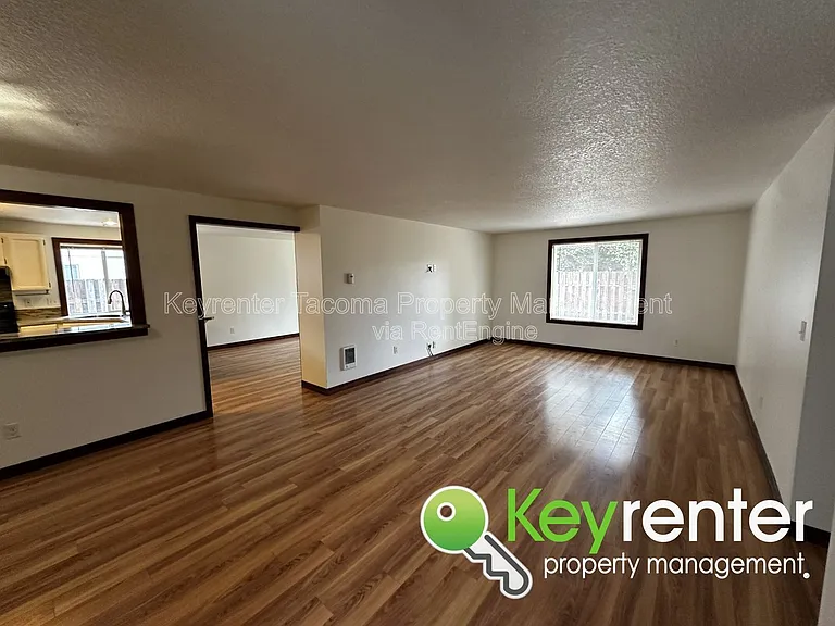 14415 SE 9th St — Photo 3