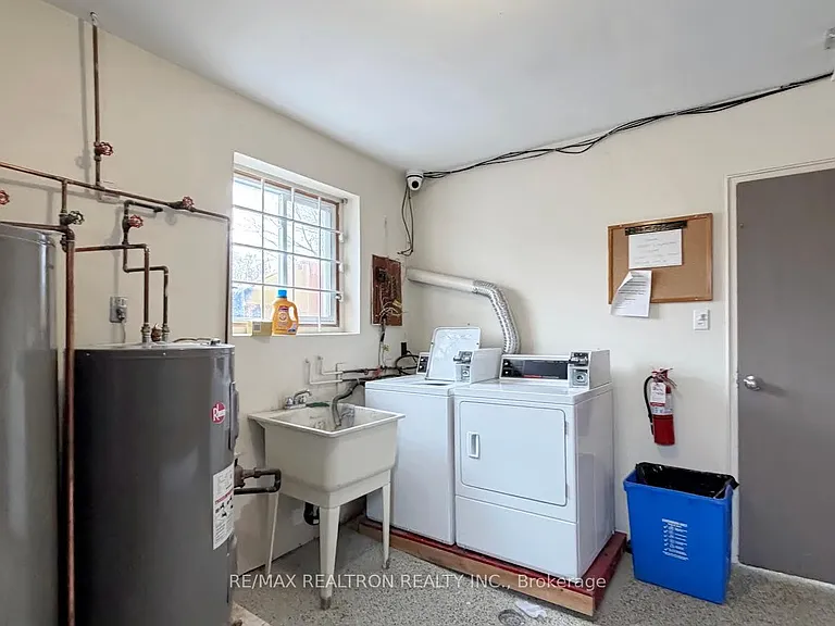 362 Elgin Ct #3 — Photo 23