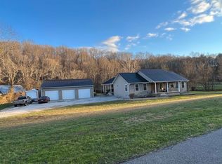 149 Large Farm Rd, Greenup, KY 41144