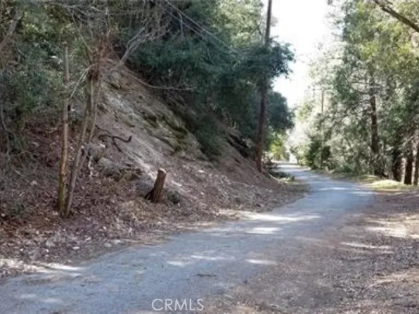 731 Jewel Dr #186, Crestline, CA 92325