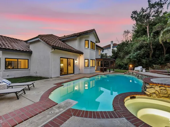 947 Golden Crest Ave, Thousand Oaks, CA 91320