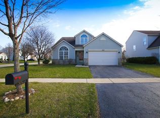 2019 Whitecliffe Dr, Romeoville, IL 60446