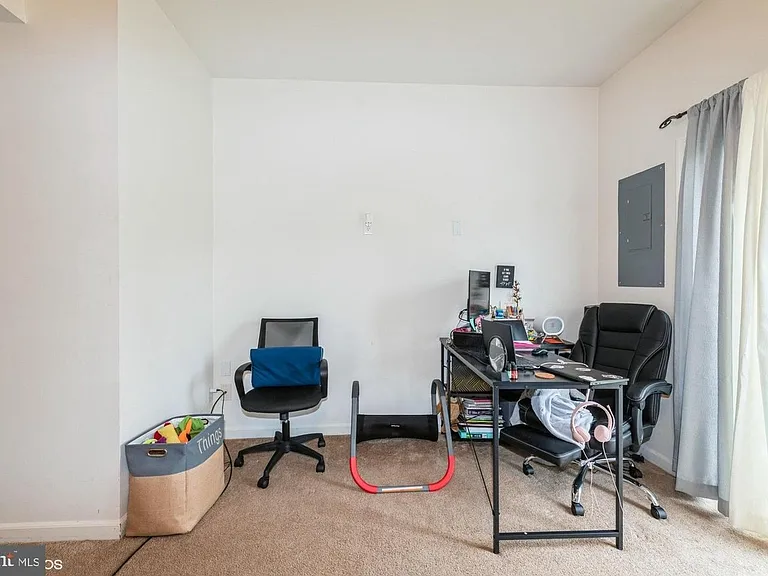 636 Wye Oak Dr — Photo 5