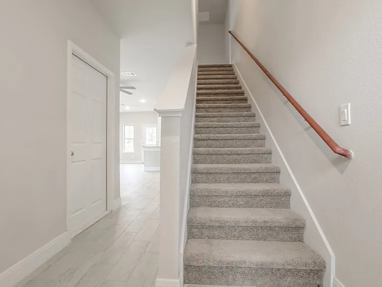 7503 Savannah Brks — Photo 11