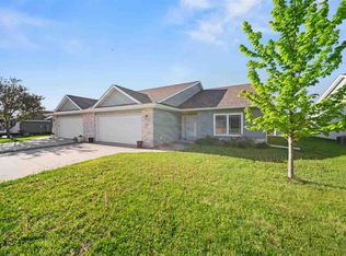 531 Bear Dr, Tiffin, IA 52340