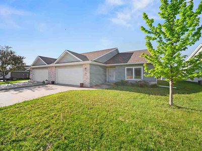 531 Bear Dr, Tiffin, IA, 52340