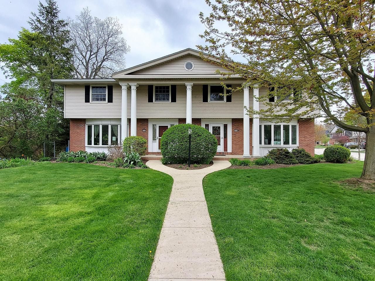 3364 North Lake DRIVE, Milwaukee, WI 53211 Zillow