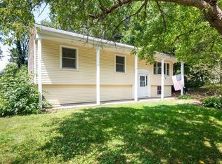 11 Maple Ter, Newbury, MA 01951